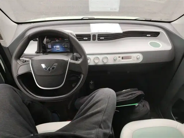 Wuling Hongguang Mini EV — Фото автомобиля 9
