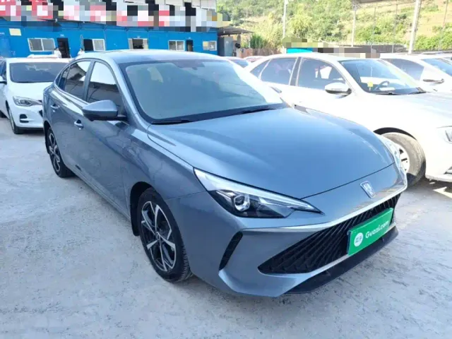 Roewe i5 — Фото автомобиля 3
