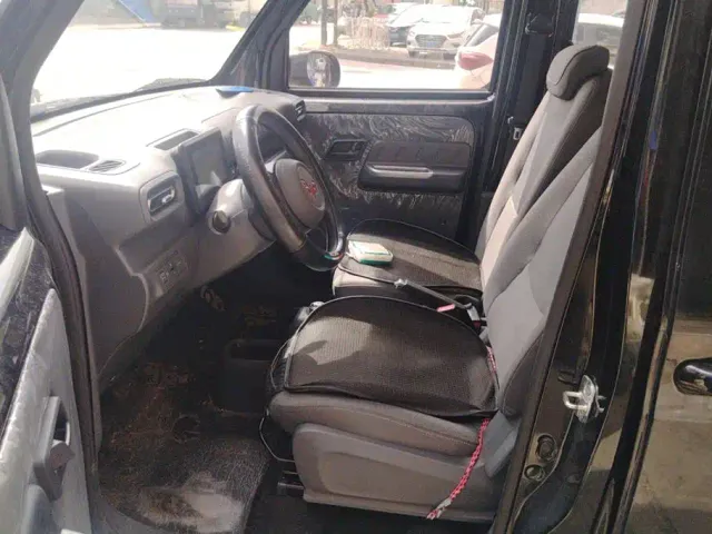 Wuling Zhiguang NEV — Фото автомобиля 9