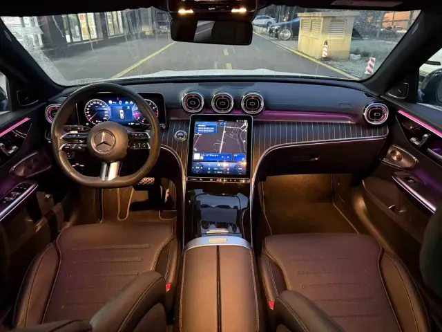Mercedes-Benz C-Class — Фото автомобиля 11