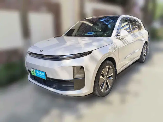 Фотография автомобиля — Li Auto L6