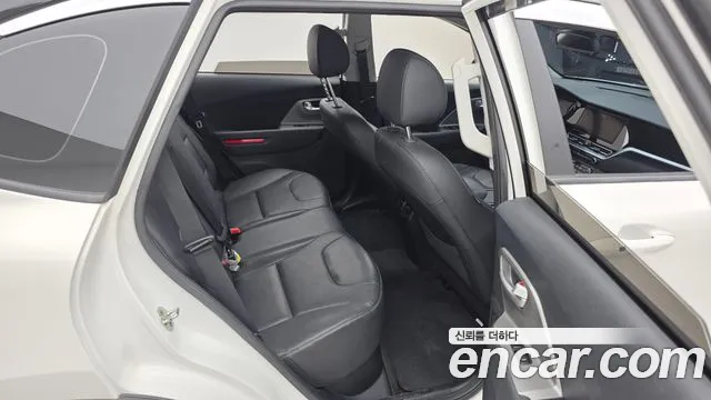 Kia Niro Niro Plus Air — Фото автомобиля 12