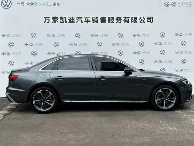 Audi A4L — Фото автомобиля 4