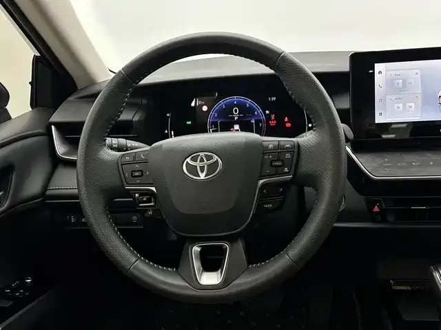 Toyota Camry — Фото автомобиля 11