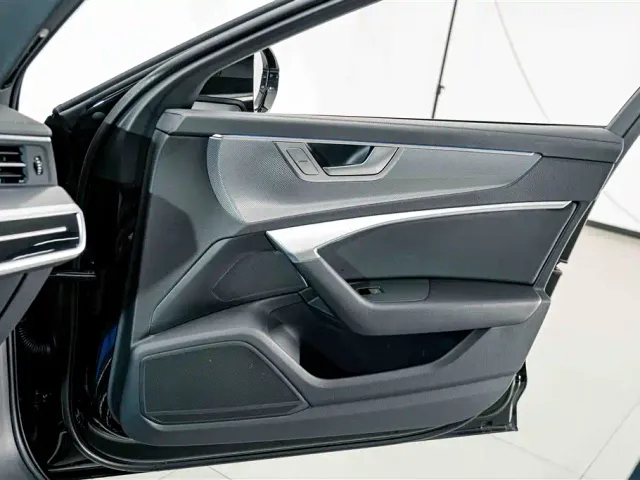 Audi A6L — Фото автомобиля 12