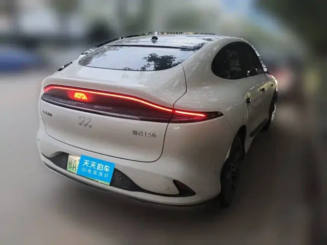 IM Motors LS6 — Фото автомобиля 2