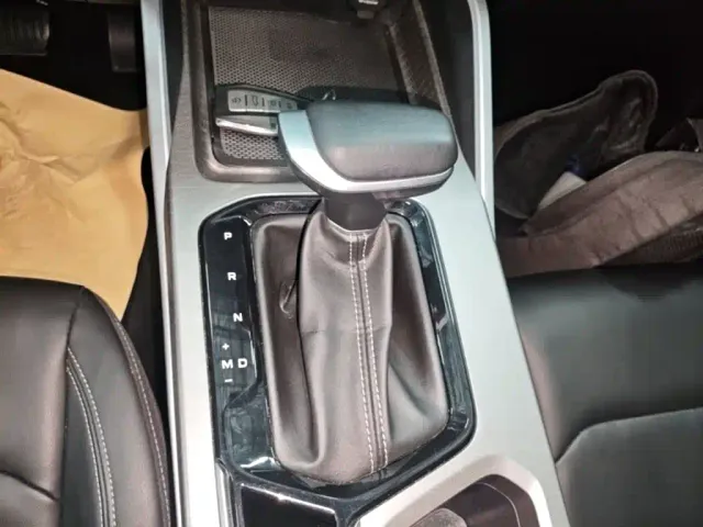 Geely Emgrand — Фото автомобиля 13