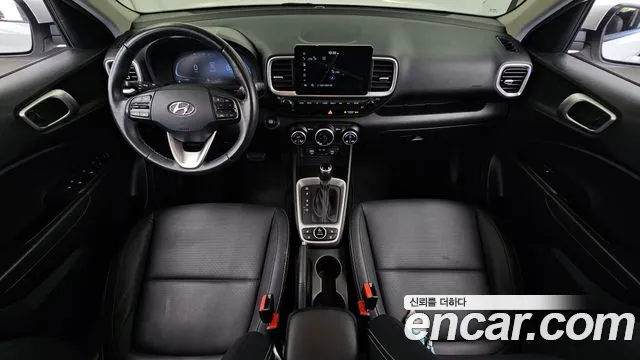 Hyundai Venue — Фото автомобиля 7