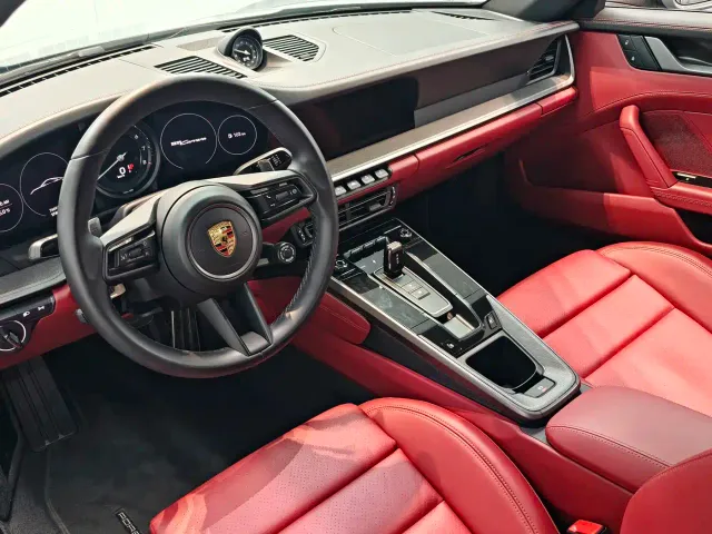Porsche 911 — Фото автомобиля 15