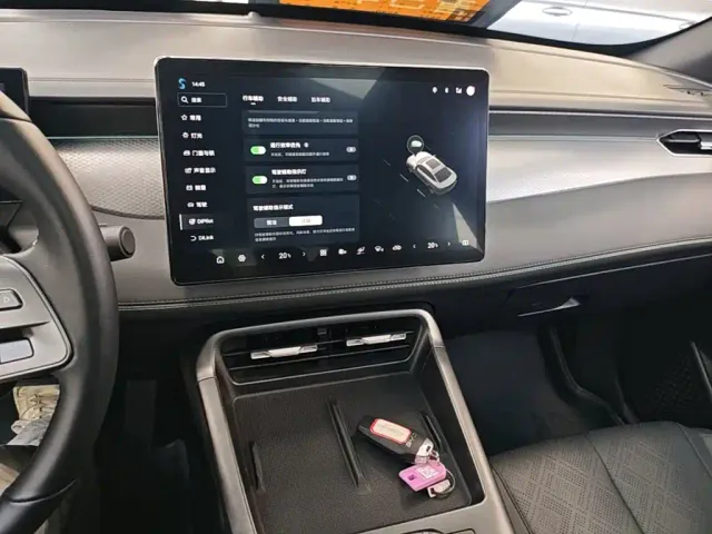 BYD Qin PLUS — Фото автомобиля 8