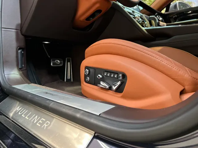 Bentley Flying Spur — Фото автомобиля 20
