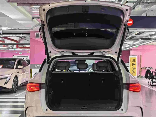 BYD Seal 06 DM-i Touring — Фото автомобиля 20