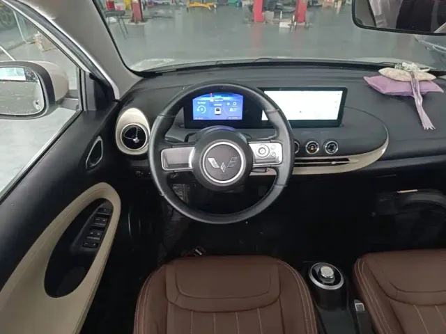 Wuling Bingo — Фото автомобиля 10