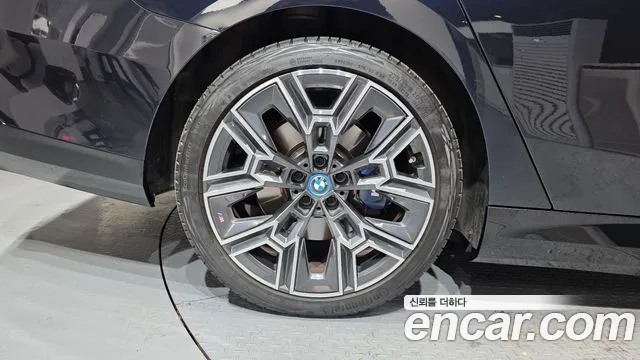 BMW 5-Series 5 серия (G60) — Фото автомобиля 5