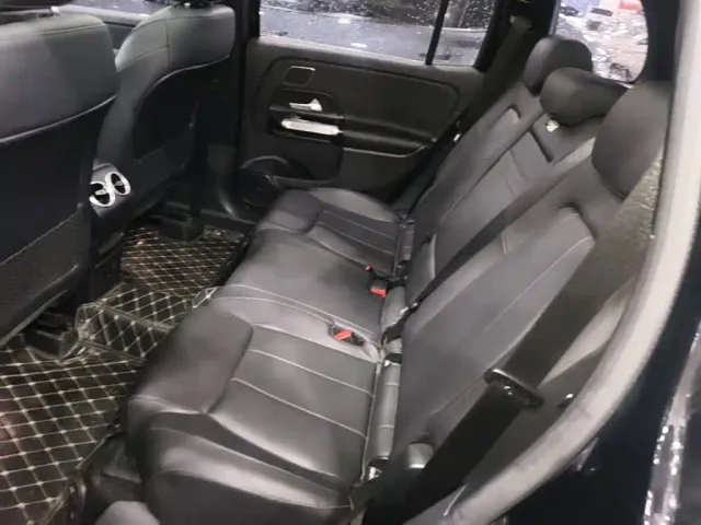 Mercedes-Benz GLB-Class — Фото автомобиля 16