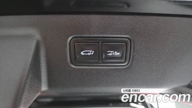 Hyundai Staria Staria 4WD Lounge 9 мест — Фото автомобиля 20