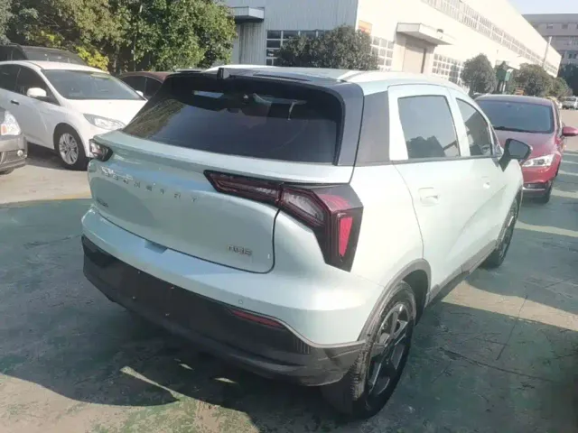 Geely Geometry E Firefly — Фото автомобиля 6
