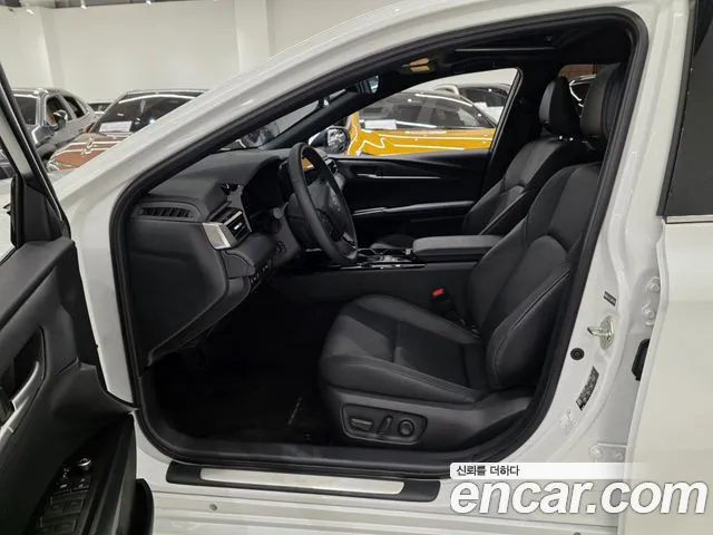 Toyota Camry XV80 — Фото автомобиля 10