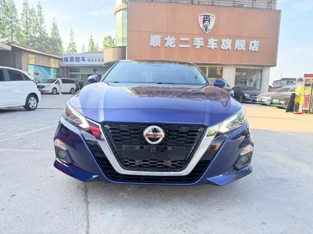 Nissan Teana — Фото автомобиля 2