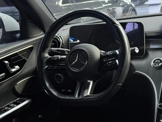 Mercedes-Benz C-Class — Фото автомобиля 16