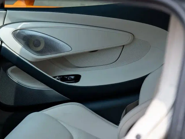McLaren GT — Фото автомобиля 16