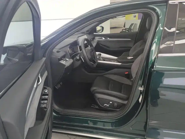 Geely Xingrui — Фото автомобиля 9