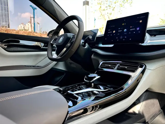 BYD Qin PLUS — Фото автомобиля 13