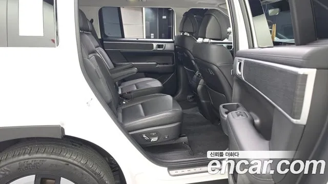 Hyundai Santa Fe — Фото автомобиля 18