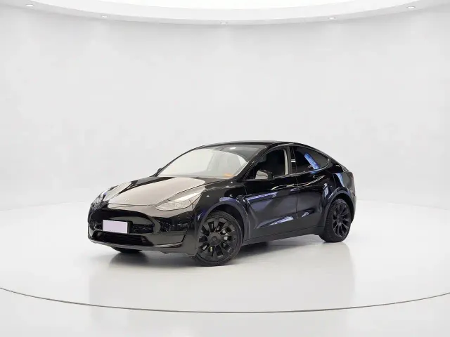 Фотография автомобиля — Tesla Model Y