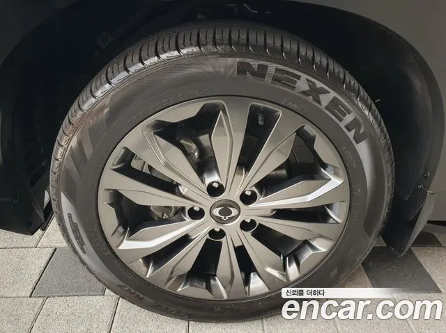 KG_Mobility_Ssangyong Rexton Rexton Arena Дизель 2.2 4WD — Фото автомобиля 5