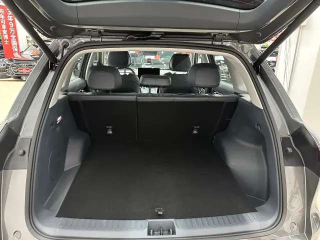 Geely Galaxy E5 — Фото автомобиля 19
