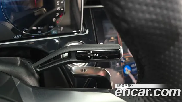 Mercedes-Benz E-Class — Фото автомобиля 9