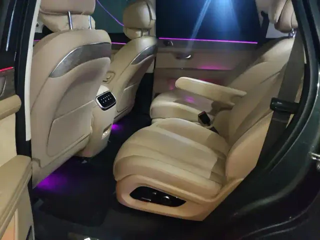 Aito M7 — Фото автомобиля 11
