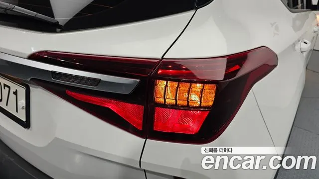Kia Seltos — Фото автомобиля 8