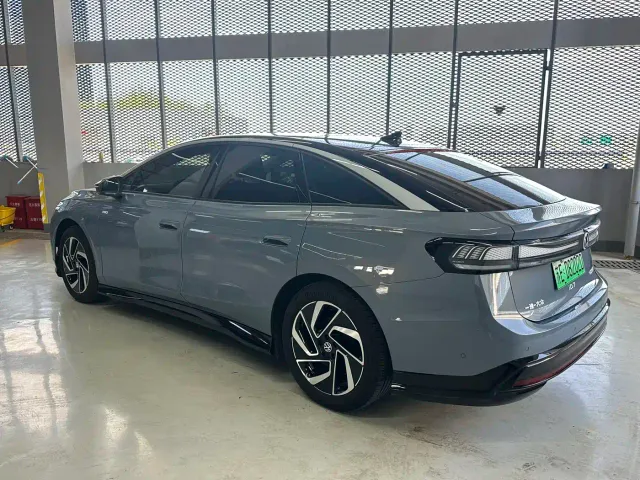Volkswagen ID.7 Vizzion — Фото автомобиля 7