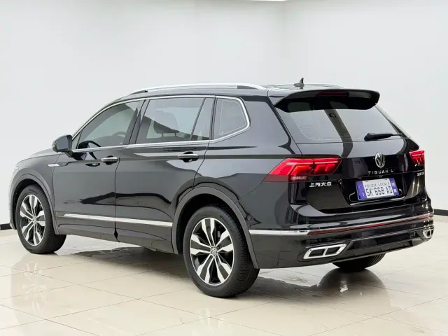 Volkswagen Tiguan L — Фото автомобиля 9