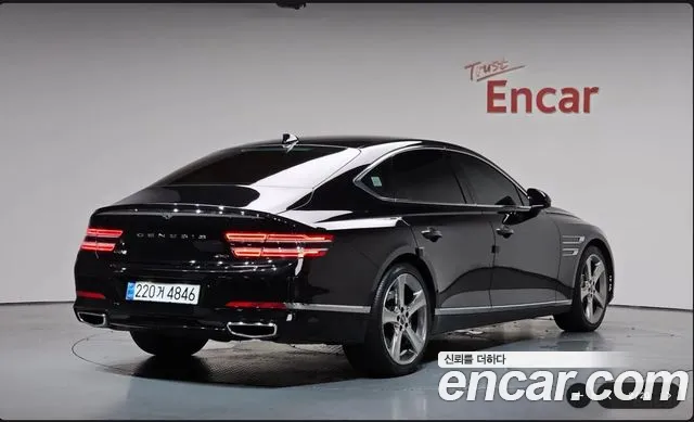 Genesis G80 Бензин 2.5 турбо AWD — Фото автомобиля 2