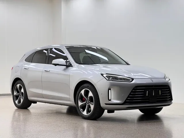 Aito M5 — Фото автомобиля 3