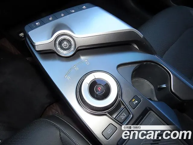 Kia EV6 — Фото автомобиля 9