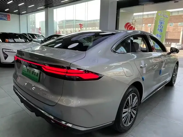 Geely Galaxy Galaxy Stellar 6 2025 Base Version — Фото автомобиля 15