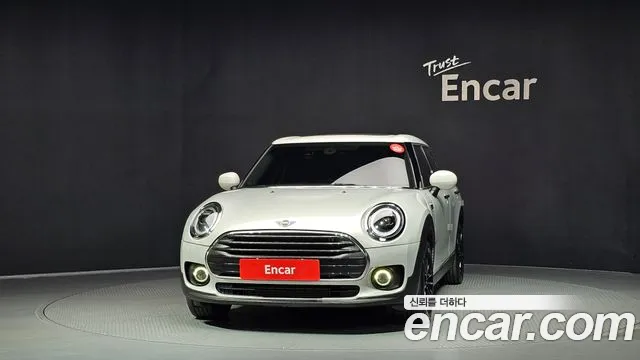 MINI Clubman — Фото автомобиля 3