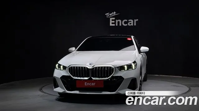 BMW 5-Series 5 серия (G60) 530i xDrive M Sport — Фото автомобиля 3