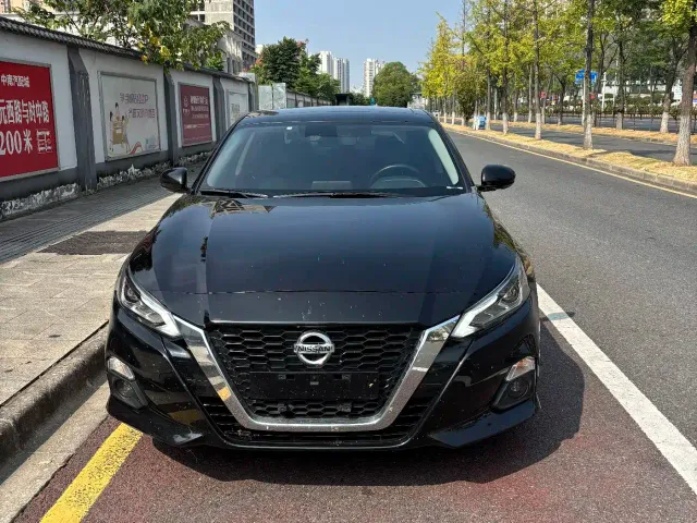 Nissan Teana — Фото автомобиля 2