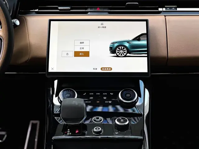 Land Rover Range Rover Sport — Фото автомобиля 9