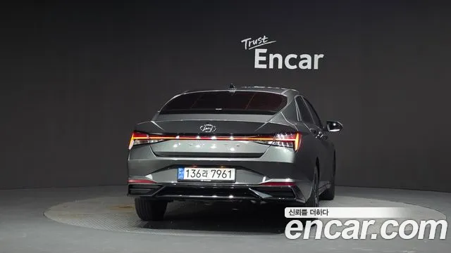 Hyundai AVANTE Avante (CN7) — Фото автомобиля 4