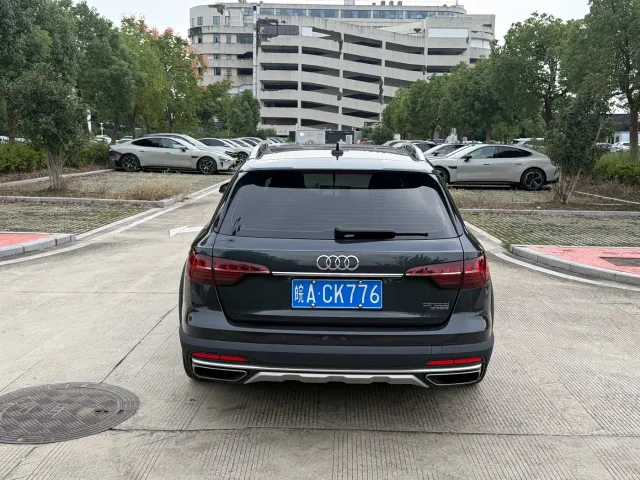 Audi A4 — Фото автомобиля 9