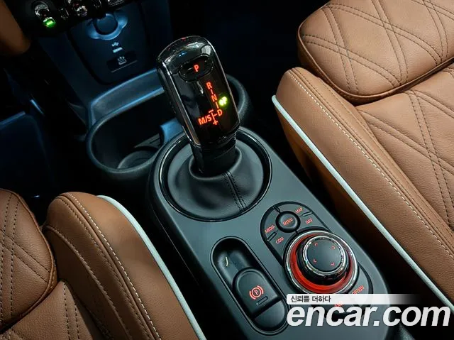 MINI Cooper — Фото автомобиля 9