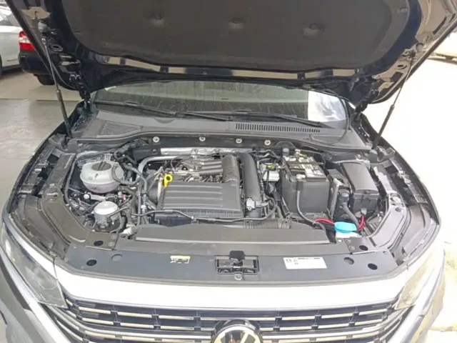Volkswagen Passat — Фото автомобиля 19