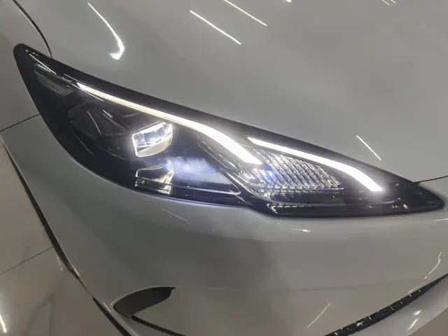 BYD Seal 05 DM-i — Фото автомобиля 21