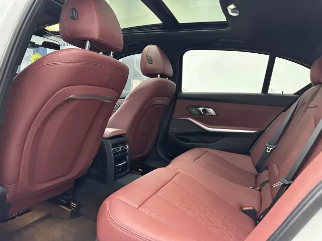BMW 3 Series — Фото автомобиля 20